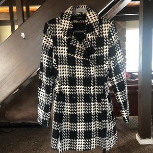 Via Spiga Women's Black and Ivory Plaid Coat Size 14- Excellent Condition
